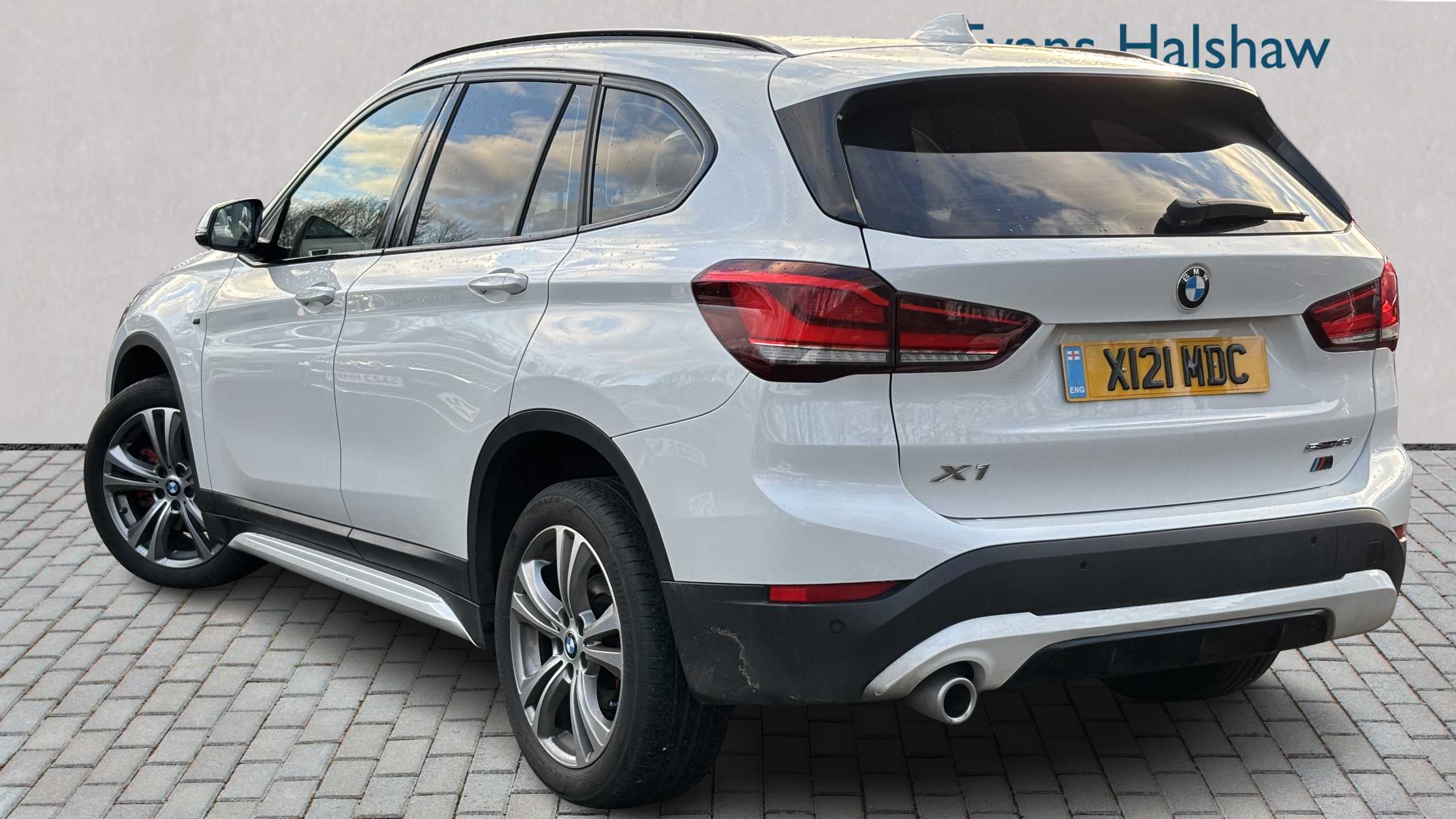 BMW X1 Sdrive 18I Sport Step 2020 White #3
