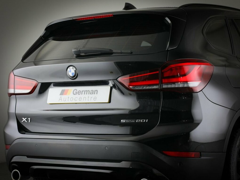 BMW X1 2L Xline Black #4