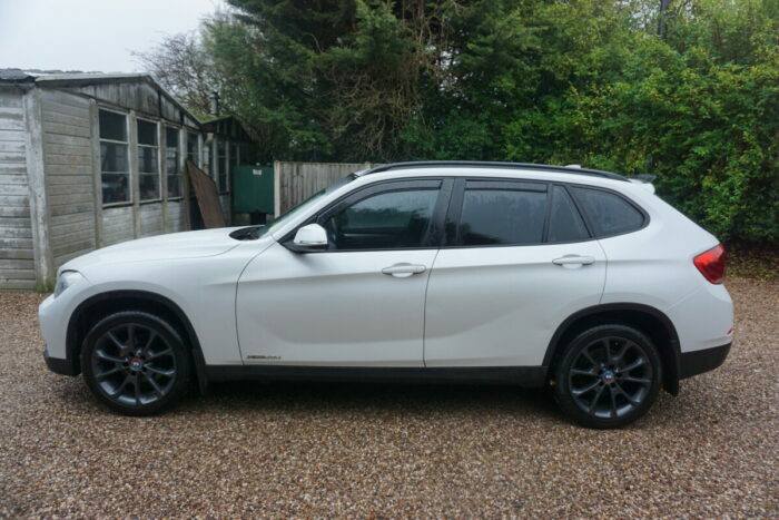 BMW X1 X1 Xdrive20d Se White #4