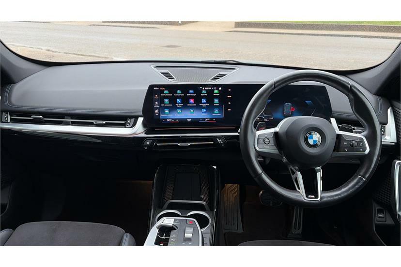 BMW X1 Sdrive 18D M Sport Premier Step Green #4