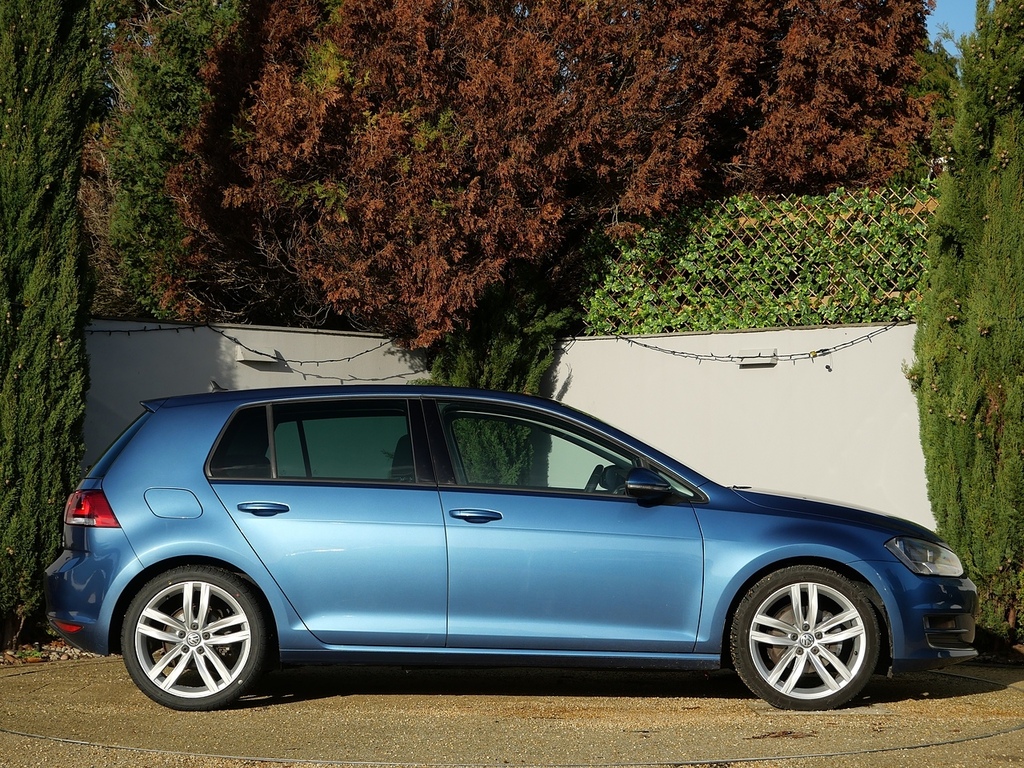 Volkswagen Golf 2.0 Tdi Bluemotion Tech Gt Edition Hatchback D Blue #6