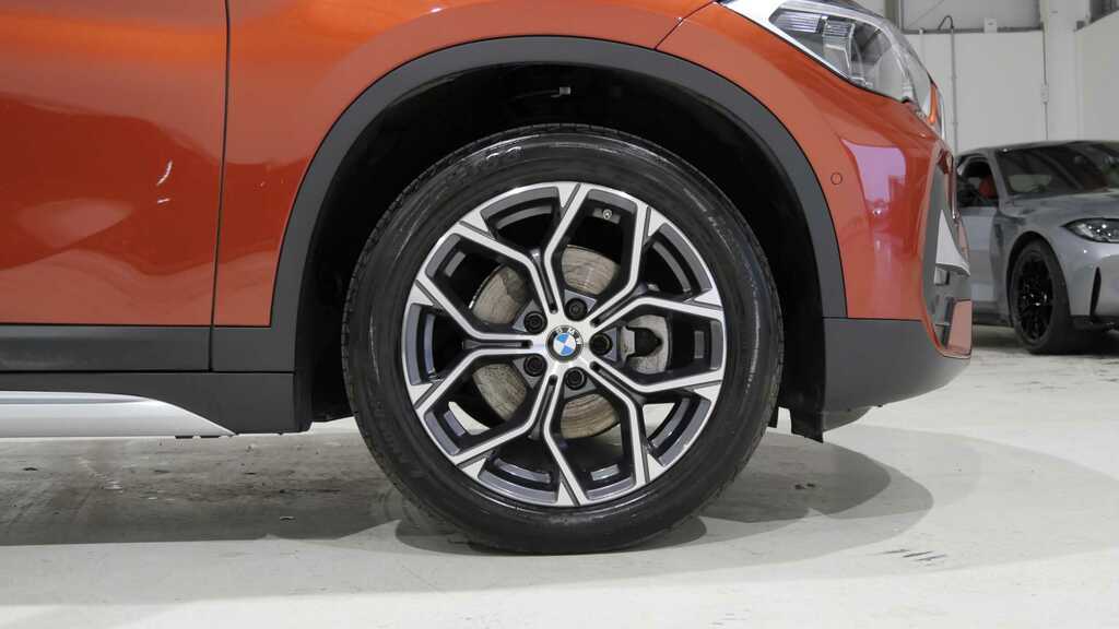 BMW X1 Sdrive 18I 136 Xline 2022 Orange #4