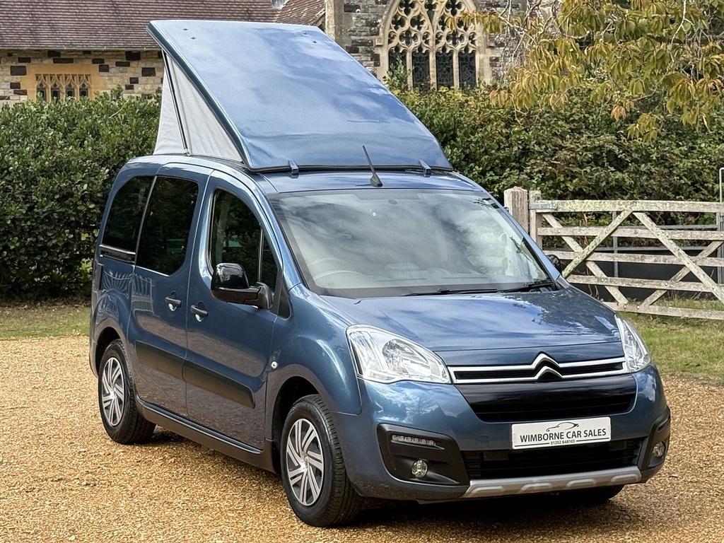 VU16FHN Check History Free Dealer Reviews Currently for Sale - Main Image